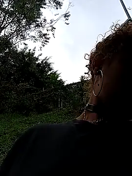 Snapshot of Vikyvoyeur chatting on September 30, 2025, 8:58 pm Vikyvoyeur online show from September 30, 2025, 8:58 pm