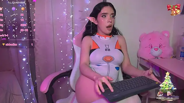 victoriabb28 online show from November 17, 2025, 2:39 am