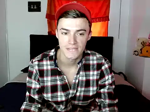 Snapshot of Ken_bigcock77 chatting on September 24, 2025, 5:16 pm Ken bigcock77 online show from September 24, 2025, 5:16 pm