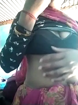 Snapshot of Hot-qwer chatting on February 6, 2026, 5:34 am Hot-qwer online show from February 6, 2026, 5:34 am