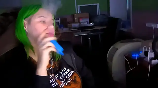 Snapshot of NeonNectar_ chatting on October 22, 2025, 11:26 pm NeonNectar online show from October 22, 2025, 11:26 pm