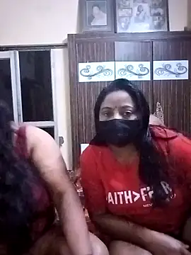 LoveOnStream online show from February 25, 2026, 11:47 pm