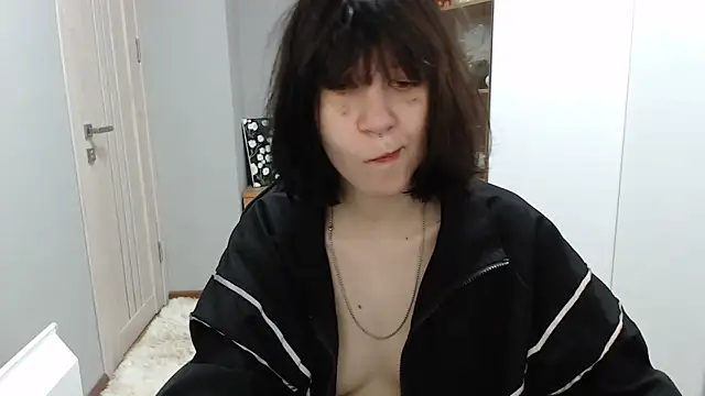 Snapshot of TinaQuiin chatting on October 22, 2025, 8:03 am TinaQuiin online show from October 22, 2025, 8:03 am