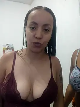 Snapshot of Gabriella180 chatting on October 15, 2025, 6:08 pm Gabriella180 online show from October 15, 2025, 6:08 pm