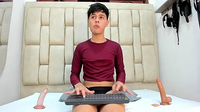 Felipe Cold online show from October 5, 2025, 2:21 am