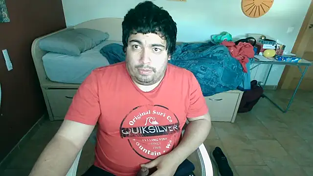 Snapshot of Martigato3 chatting on May 17, 2026, 8:23 am Martigato3 online show from May 17, 2026, 8:23 am
