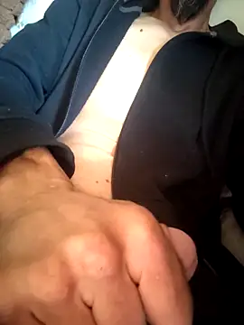 maxpowers84 online show from October 5, 2025, 9:13 pm