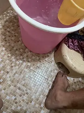 saumon3022 online show from October 31, 2025, 4:13 am