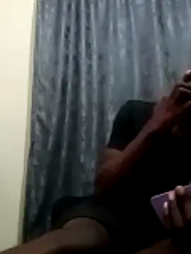 TmanZim2025 online show from April 8, 2026, 8:42 pm