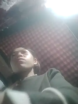 Mina ti online show from September 28, 2025, 3:34 am