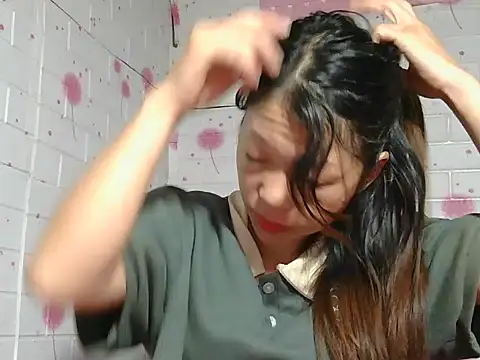 Mina ti online show from November 1, 2025, 11:07 pm