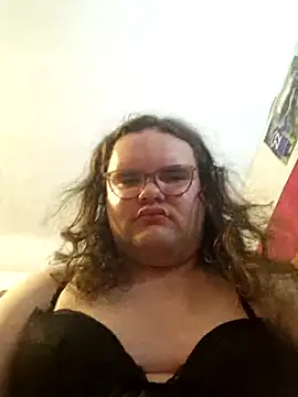 Snapshot of Fxckc4rl3yellis99 chatting on June 21, 2026, 1:19 am Fxckc4rl3yellis99 online show from June 21, 2026, 1:19 am