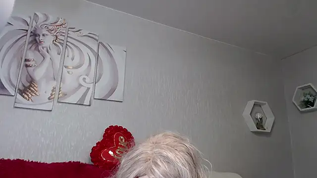 DorisBest online show from October 25, 2025, 5:04 am