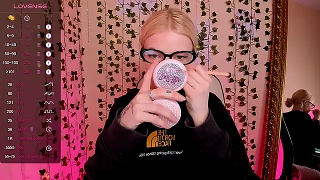 AnyaTaylor  online show from February 25, 2026, 2:21 am