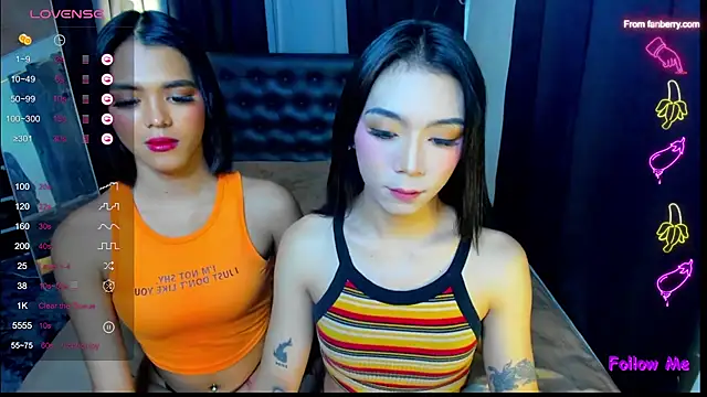 bellamoonlightX online show from May 10, 2026, 9:14 am