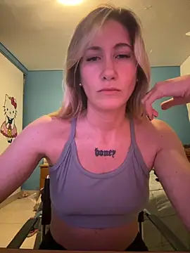 caritadeangellll online show from November 2, 2025, 1:08 am