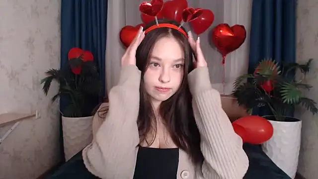 Snapshot of PureLedy chatting on February 14, 2026, 1:02 am PureLedy online show from February 14, 2026, 1:02 am