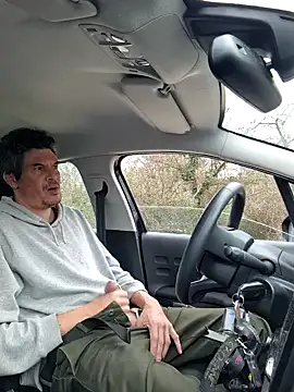 Snapshot of twitshe chatting on February 5, 2026, 1:16 pm twitshe online show from February 5, 2026, 1:16 pm