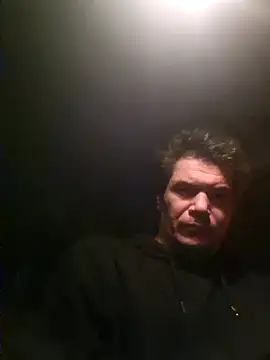 Snapshot of twitshe chatting on February 16, 2026, 6:48 pm twitshe online show from February 16, 2026, 6:48 pm