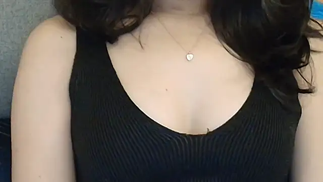 SWEET-18-TEEN online show from April 5, 2026, 8:28 pm