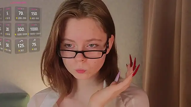 JulietteRain online show from September 8, 2025, 7:02 pm