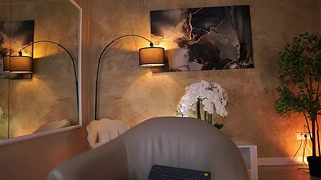 EllieRedd online show from November 23, 2025, 5:18 am