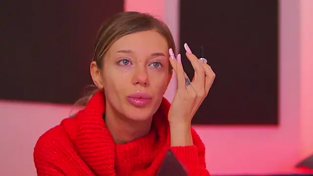 EllieRedd online show from January 9, 2026, 4:15 am