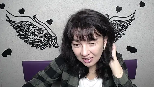 Snapshot of SelenaFly chatting on September 19, 2025, 5:09 am SelenaFly online show from September 19, 2025, 5:09 am