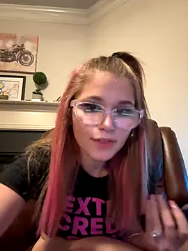 Snapshot of Riley_ray69 chatting on September 14, 2025, 12:54 am Riley ray69 online show from September 14, 2025, 12:54 am