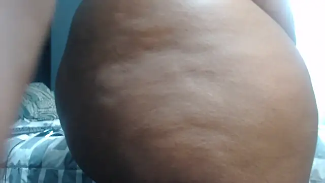 SEXYHUGEASS21 online show from March 22, 2026, 2:31 pm