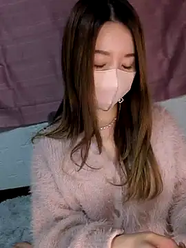 yuuhichan online show from March 4, 2026, 12:44 pm