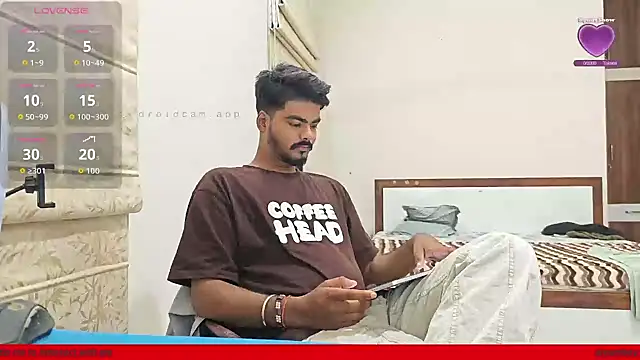 Snapshot of mrbuddy85 chatting on November 10, 2025, 5:01 pm mrbuddy85 online show from November 10, 2025, 5:01 pm