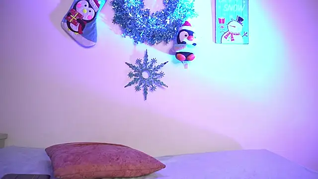 valentina king18 online show from December 19, 2025, 3:13 am