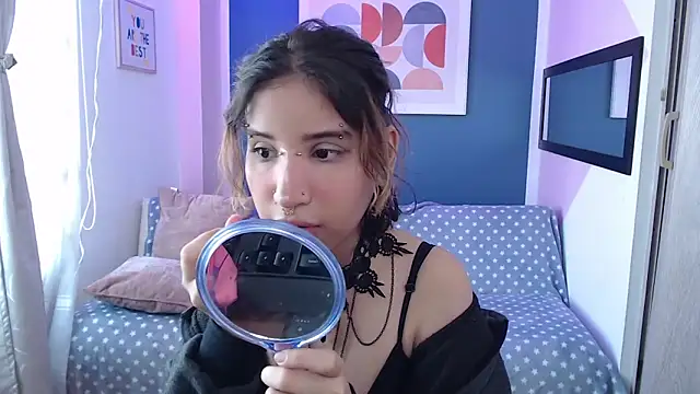 VenusMist online show from November 8, 2025, 3:23 pm