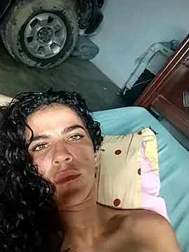 Snapshot of lucerocutte chatting on September 27, 2025, 3:44 am lucerocutte online show from September 27, 2025, 3:44 am