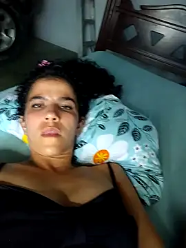 Snapshot of lucerocutte chatting on October 22, 2025, 7:02 pm lucerocutte online show from October 22, 2025, 7:02 pm