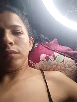 lucerocutte online show from May 7, 2026, 3:01 am