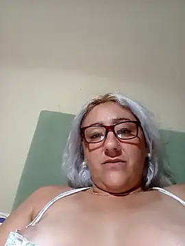 Samantha6767x online show from March 28, 2026, 2:11 am