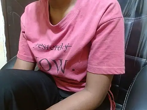 shallyji online show from November 10, 2025, 8:02 am