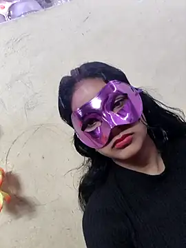 Snapshot of Hot_Alia04 chatting on October 28, 2025, 6:06 am Hot Alia04 online show from October 28, 2025, 6:06 am