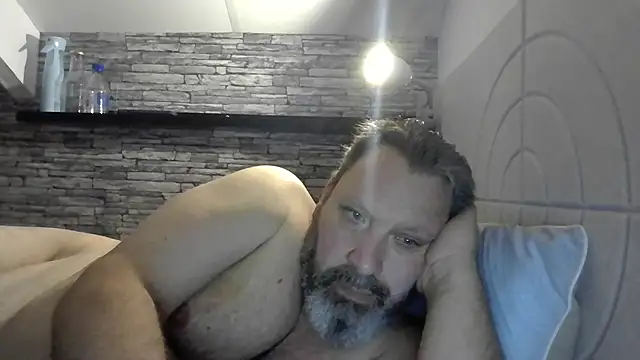 BigMan738xh online show from June 22, 2026, 10:40 pm