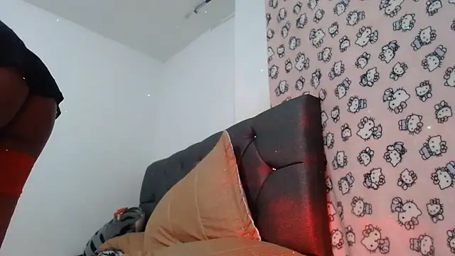 Angeliicaxx online show from June 10, 2026, 8:13 am