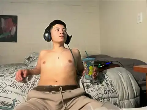 Snapshot of feeelipe2007 chatting on September 9, 2025, 10:15 am feeelipe2007 online show from September 9, 2025, 10:15 am