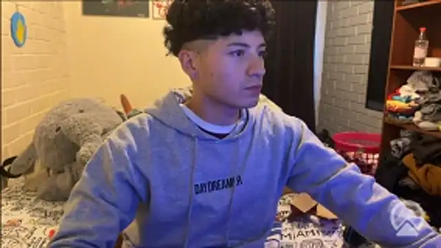 Snapshot of feeelipe2007 chatting on February 11, 2026, 11:04 am feeelipe2007 online show from February 11, 2026, 11:04 am