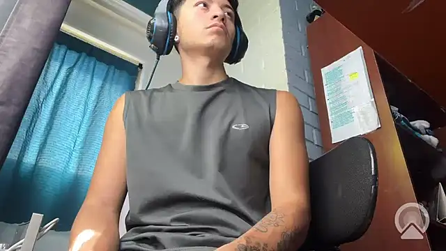 Snapshot of feeelipe2007 chatting on March 19, 2026, 3:49 pm feeelipe2007 online show from March 19, 2026, 3:49 pm