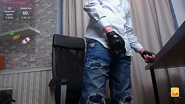 JonahShaw online show from February 4, 2026, 5:24 am