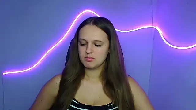 Aurora White online show from September 24, 2025, 11:13 am