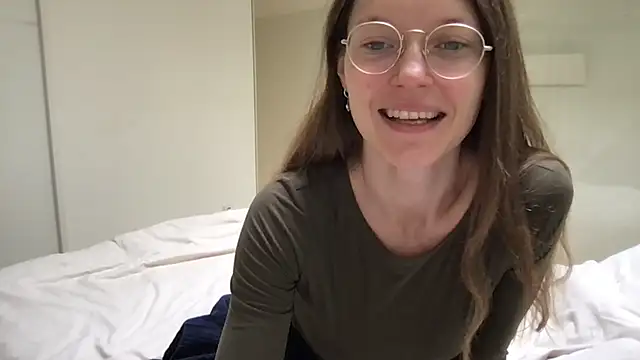 Scorpion Peach online show from January 10, 2026, 10:50 am