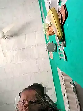 Sexi savita online show from October 24, 2025, 4:09 am