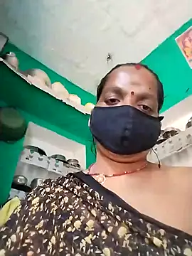 Sexi savita online show from November 4, 2025, 8:13 am